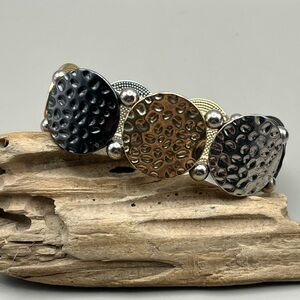 Elegant Multi-Color Bracelet